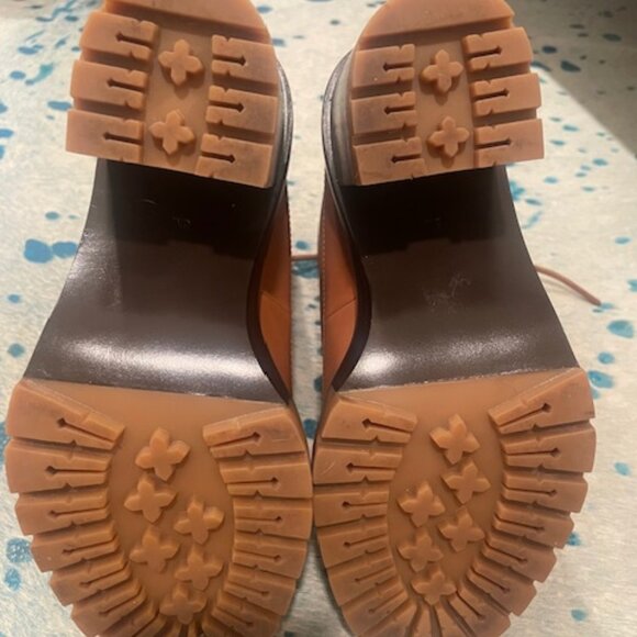 Tory Burch Miller Lug-Sole Heeled Ankle Bootie US6 - Picture 6 of 6